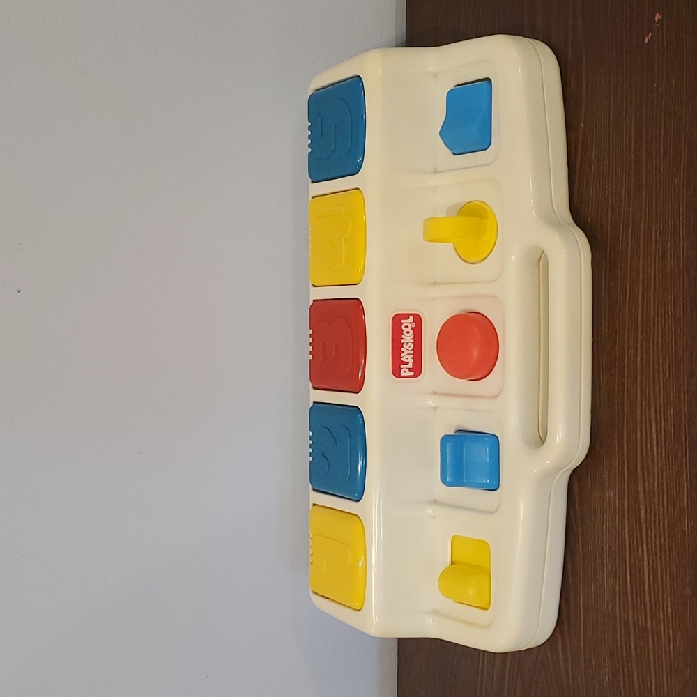 Vintage Playskool Busy Poppin Pals Jungle Safari Pop Up Toddler Toy White 1995